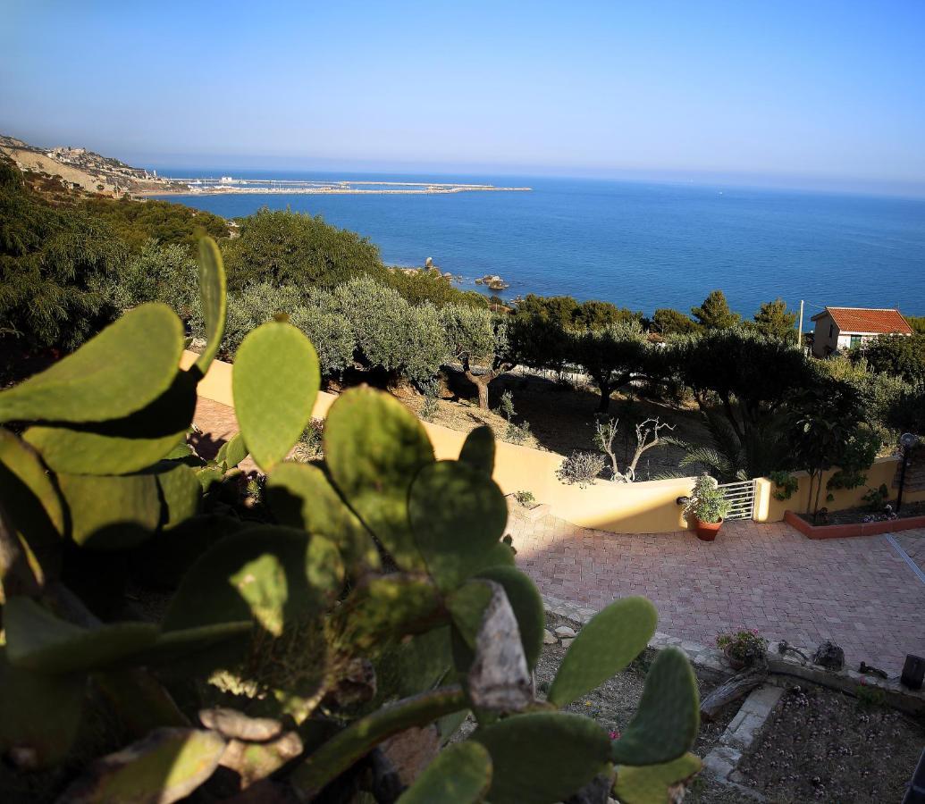 Villa Yellow House Licata Exterior photo