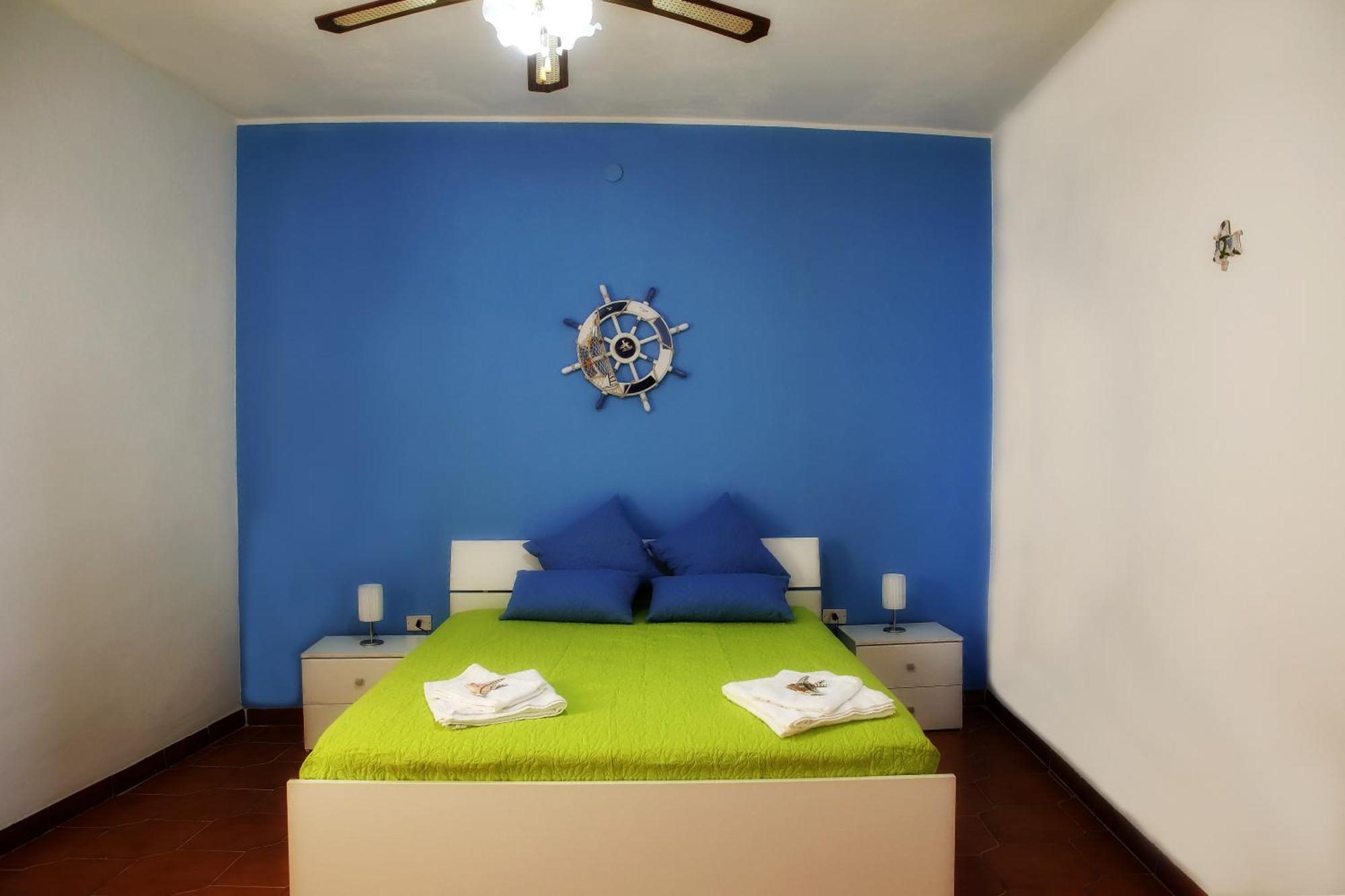 Villa Yellow House Licata Room photo